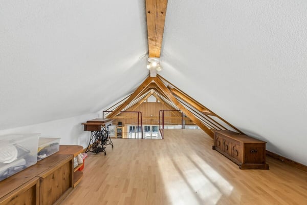 Charmante 5.5-Zimmer-Maisonettewohnung in Meikirch 7