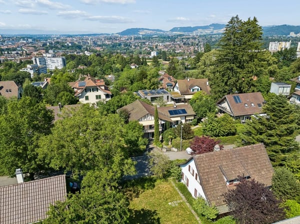 Seltene Gelegenheit mit Entwicklungspotenzial am Fusse des Gurten 12