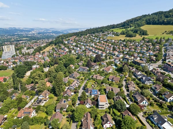 Seltene Gelegenheit mit Entwicklungspotenzial am Fusse des Gurten 10