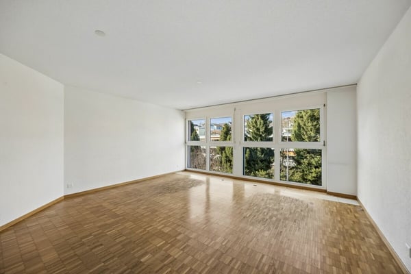 Attraktive Gewerberäumlichkeit mit Archivraum und Einstellhalle 10