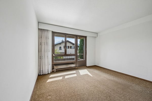 5.5-Zimmer-Doppeleinfamilienhaushälfte mit Garten und viel Potenzial 8