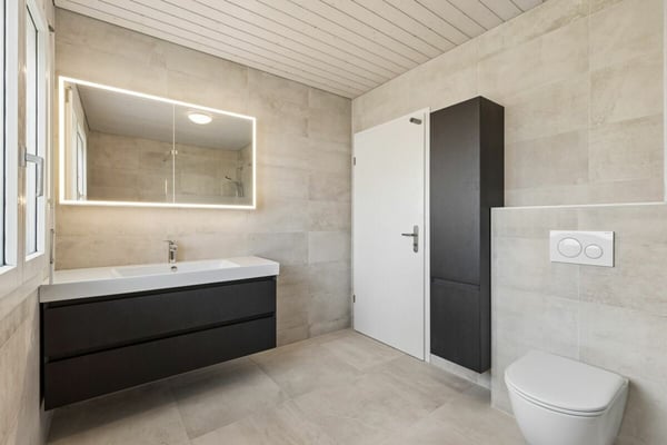 Modernisiertes 4.5-Zimmer-Einfamilienhaus mit familienfreundlichem Umschwung 12