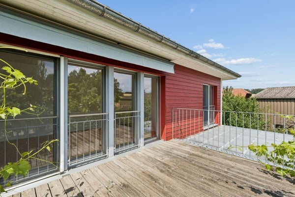 Modernisiertes 4.5-Zimmer-Einfamilienhaus mit familienfreundlichem Umschwung 9