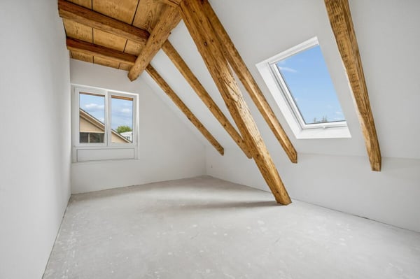 Charaktervolle 3.5-Zimmer-Dachgeschosswohnung mit Loggia 5