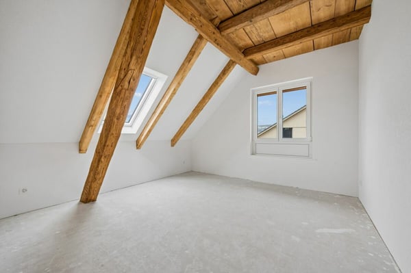 Charaktervolle 3.5-Zimmer-Dachgeschosswohnung mit Loggia 6