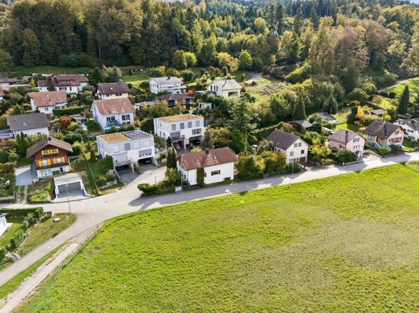 Freistehendes 4.5-Zimmer-Einfamilienhaus mit viel Charme und Wärme 14