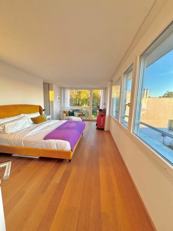 Aussergewöhnliche Attika-Maisonettewohnung an Toplage 6