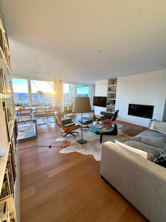 Aussergewöhnliche Attika-Maisonettewohnung an Toplage 1