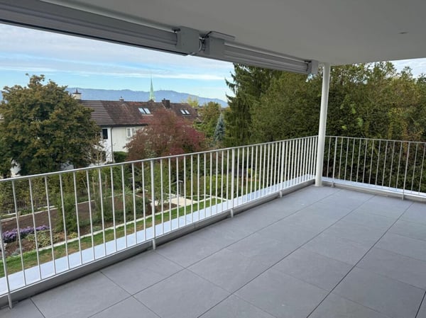Stilvolles Wohnen mit grosszügiger Terrasse 11