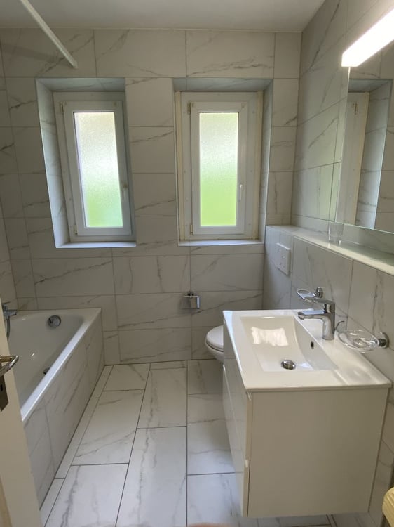 Spacieux appartement de 4 pièces avec vue au Locle 8