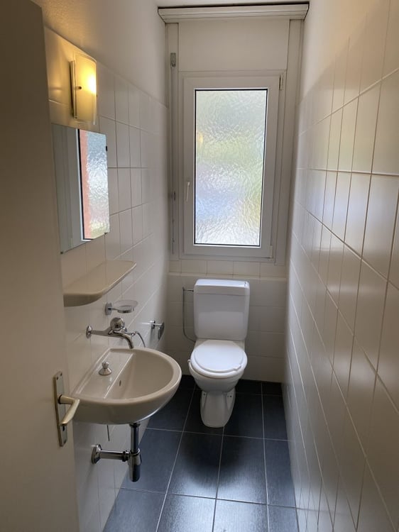 Spazioso appartamento di 1.5 locali con vista panoramica a Biasca 10