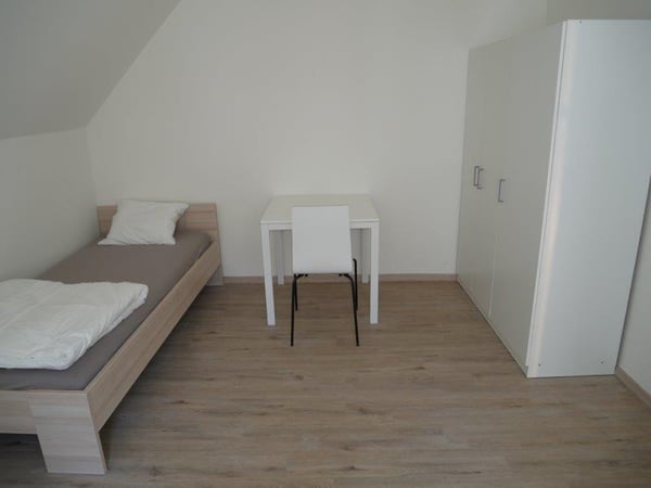 Renovierte und möblierte WG zu sehr günstigem Preis 2