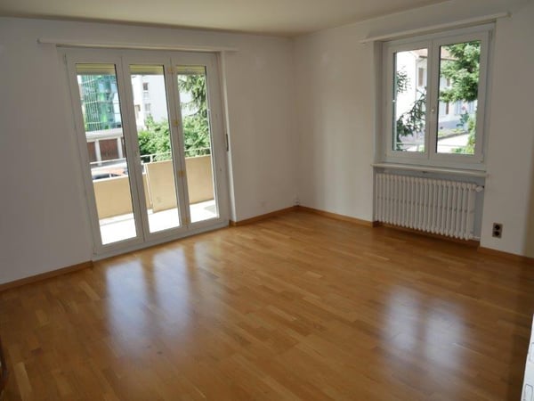 Charmante 1.5-Zimmer-Erdgeschosswohnung mit Balkon in Trimbach 1