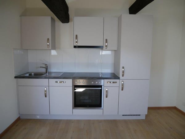 Moderne und renovierte 1-Zimmer-Wohnung per sofort zu vermieten! 2