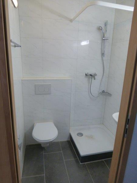 Renoviertes Studio zu vermieten 4