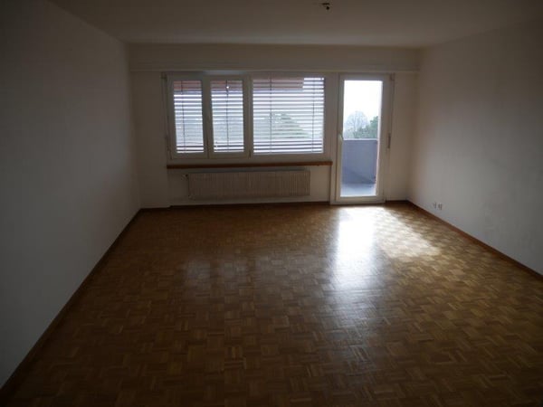 Geräumige 5.5-Zimmerwohnung mit grossem Balkon 5