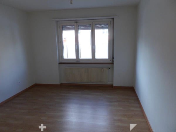 Gemütliche 2-Zimmer-Erdgeschosswohnung mit Balkon in Biel/Bienne 5