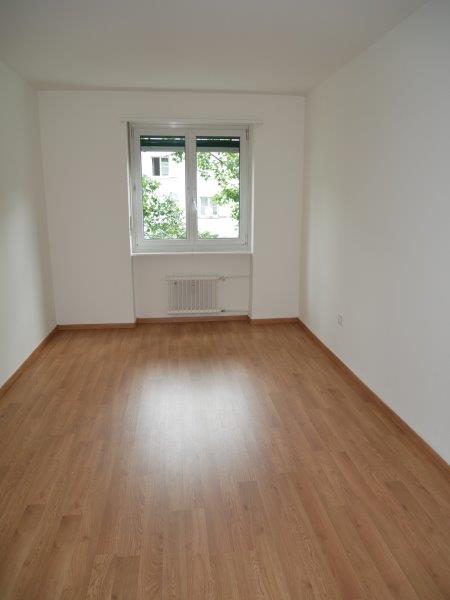 Renovierte 1-Zimmer-Wohnung mit Balkon 3