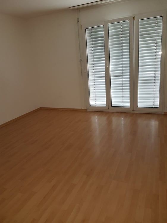 Appartamento 2.5 locali moderno a Biasca con vista sulle montagne 4