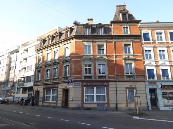 Schöne 2-Zimmer-Wohnung an sehr zentrale Lage zu vermieten 1
