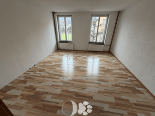 Charmante 4-Zimmer-Wohnung in ruhiger Lage von Biel 3