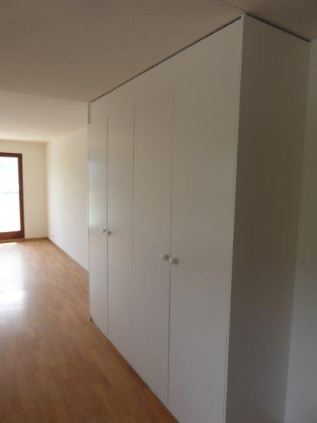 Geräumige 4-Zimmer-Wohnung mit Balkon und Garage in Sierre 9