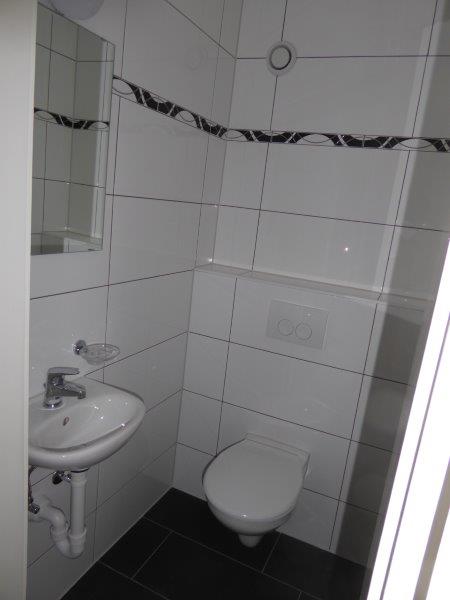 Geräumige 4-Zimmer-Wohnung mit Balkon und Garage in Sierre 11