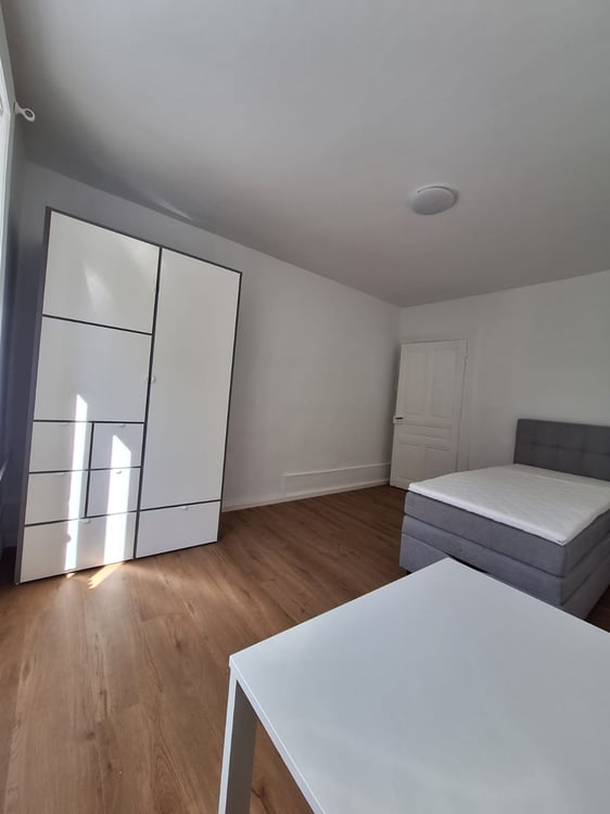 Chambre meublée calme et lumineuse à La Chaux-de-Fonds 9