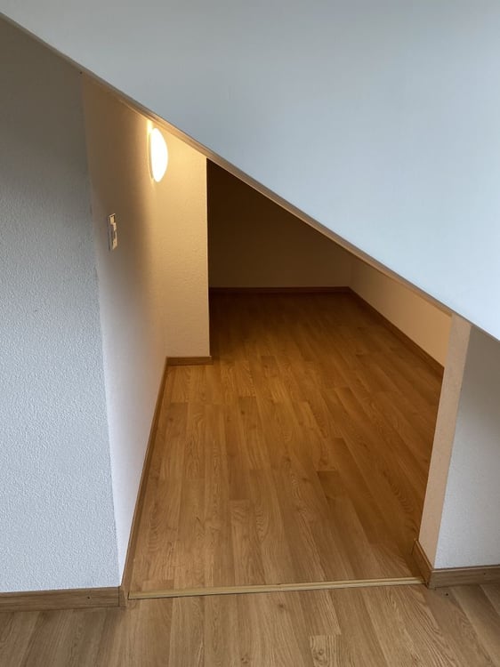 Wunderschöne 2.5-Zimmerwohnung 8