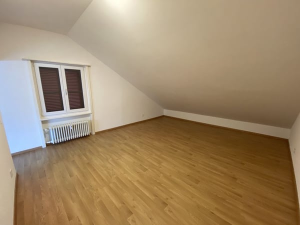 Wunderschöne 2.5-Zimmerwohnung 4
