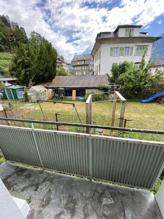 Charmant appartement de 4.5 pièces avec balcon à Sierre 2
