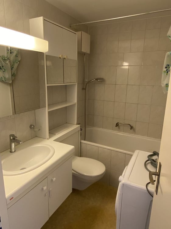 Helle 3.5-Zimmer-Wohnung mit Balkon und schöner Aussicht in Niederlenz 6