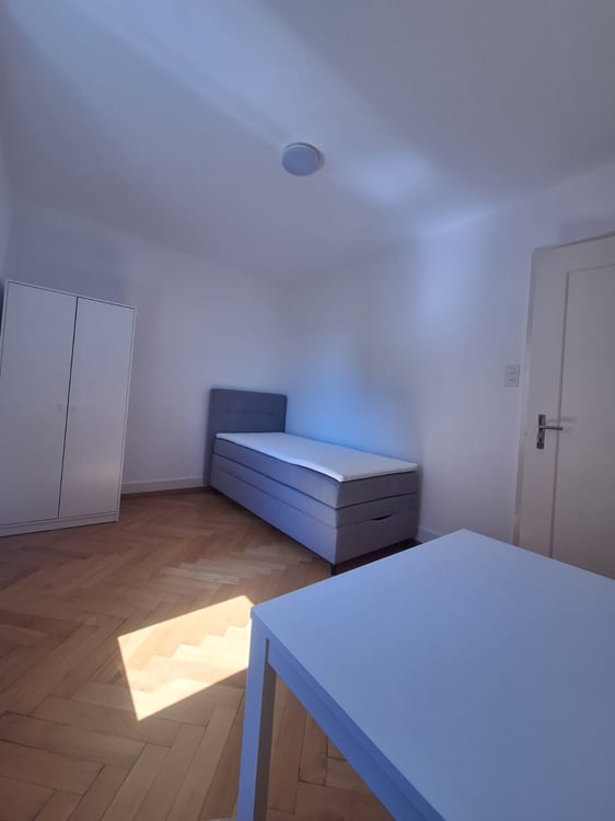 Magnifique chambre meublée. 6