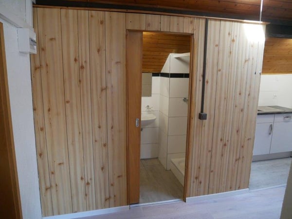 Renovierte 2-Zimmer-Dachwohnung– sofort verfügbar 9