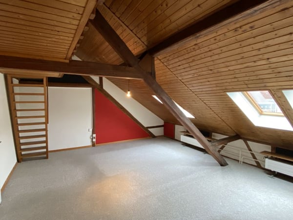 Charmante 2-Zimmer Dachwohung zu vermieten 7