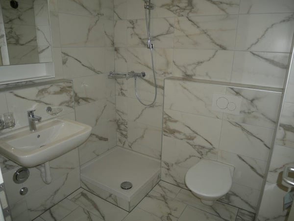 Neu renoviertes Studio im Herzen von Biel! (Studio 15) 6