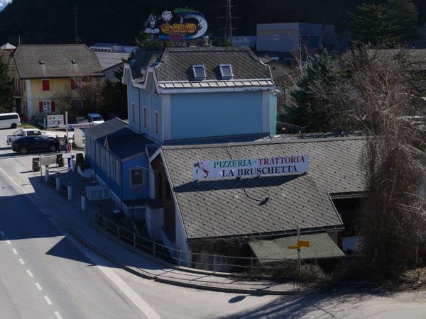 Mehrfamilienhaus mit grossem Potential! Baubewilligung vorhanden! 4