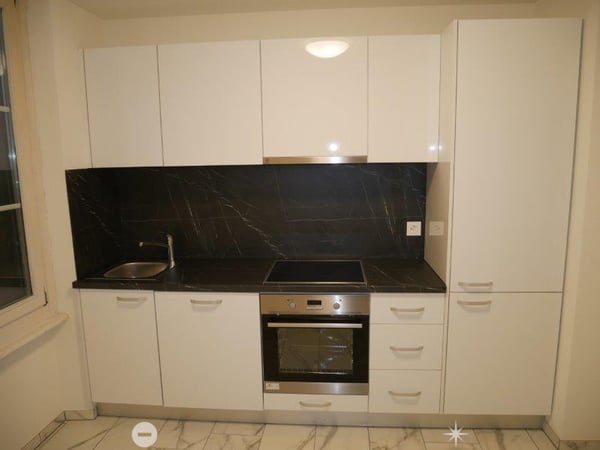 Helle 3.5-Zimmer-Wohnung im Erdgeschoss an der Madretschstrasse in Biel/Bienne 3