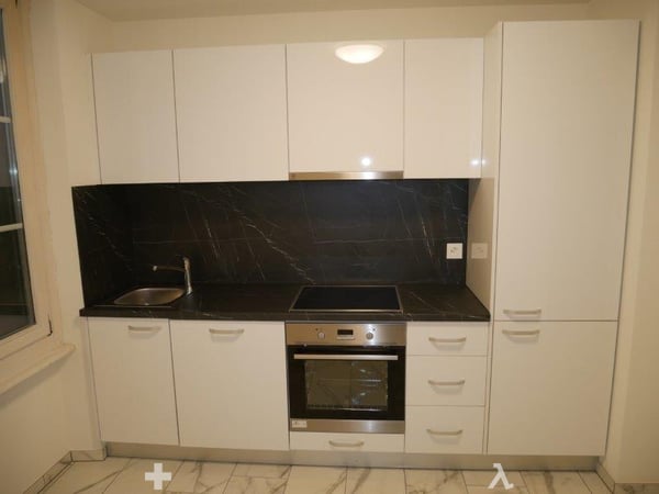 Helle 3.5-Zimmer-Wohnung im Erdgeschoss an der Madretschstrasse in Biel/Bienne 3