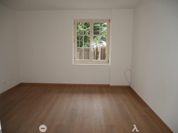 Helle 3.5-Zimmer-Wohnung im Erdgeschoss an der Madretschstrasse in Biel/Bienne 6