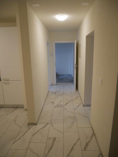 Helle 3.5-Zimmer-Wohnung im Erdgeschoss an der Madretschstrasse in Biel/Bienne 8