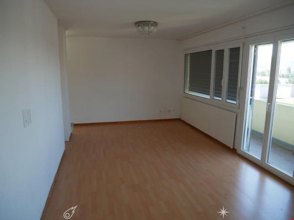 Moderne 3.5-Zimmer-Wohnung mit Balkon in Biel/Bienne 4