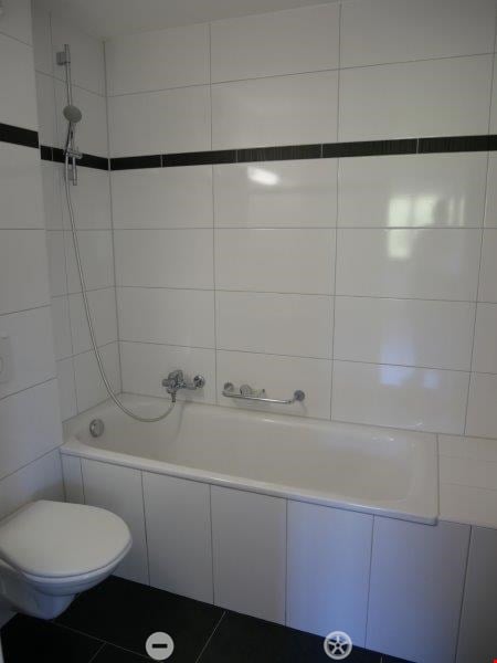 Moderne 3.5-Zimmer-Wohnung mit Balkon in Biel/Bienne 6