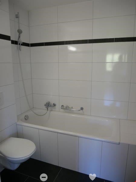 Moderne 3.5-Zimmer-Wohnung mit Balkon in Biel/Bienne 6