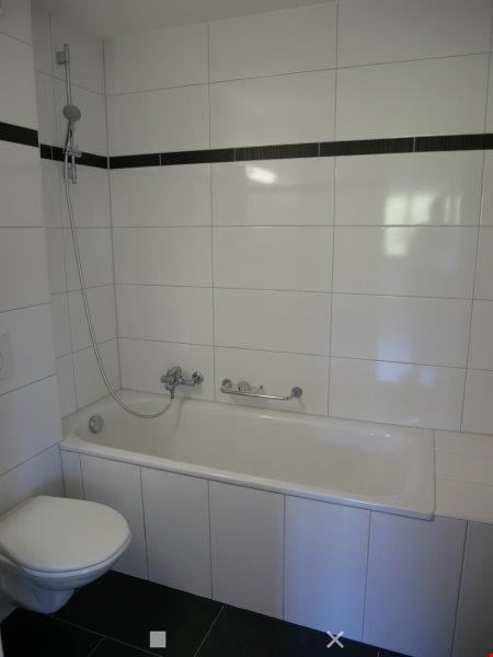 Moderne 2.5-Zimmer-Wohnung mit Balkon in Biel/Bienne 6