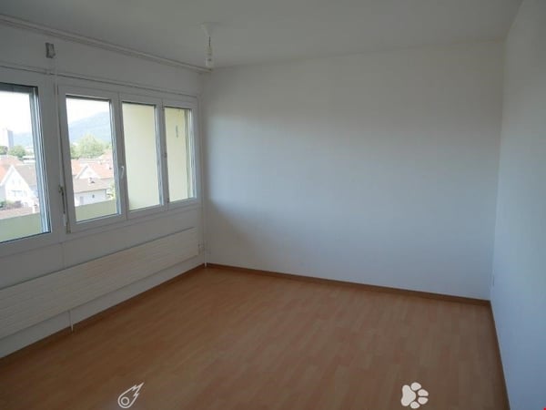 Moderne 3.5-Zimmer-Wohnung mit Balkon in Biel/Bienne 3