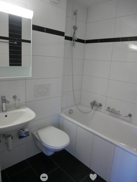 Moderne 3.5-Zimmer-Wohnung mit Balkon in Biel/Bienne 7