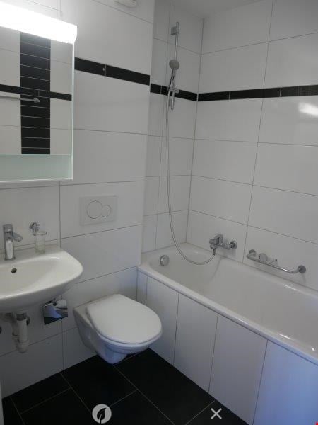 Moderne 3.5-Zimmer-Wohnung mit Balkon in Biel/Bienne 7