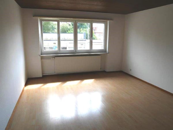 Weiträumige und helle 2.5 Zimmerwohnung zu vermieten 5