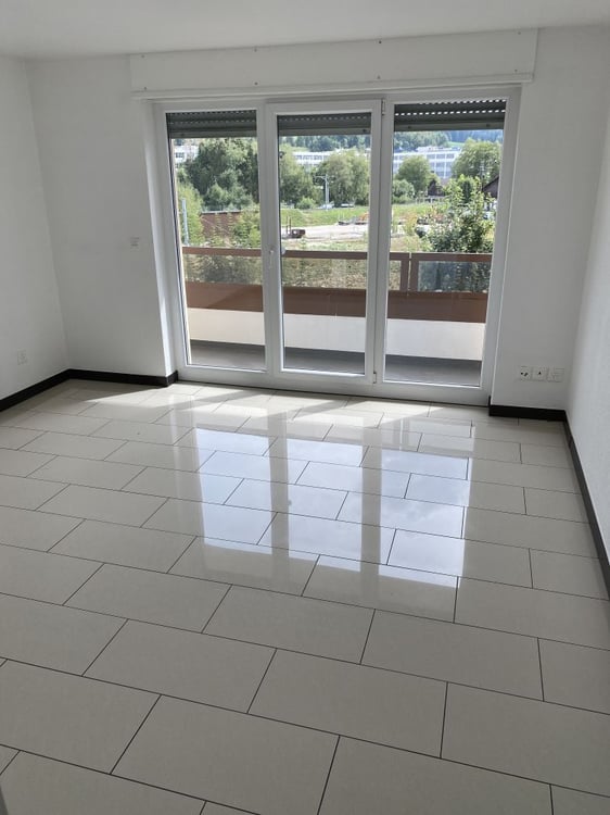 Appartement moderne de 4.5 pièces avec balcon et vue panoramique – La Chaux-de-Fonds 6